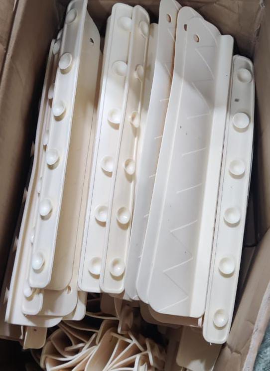 Sink Splash Guard Water Retaining Board for Kitchen – Prevents Water Splash, Keeps Counter Dry, Easy Install, Durable Kitchen Accessory